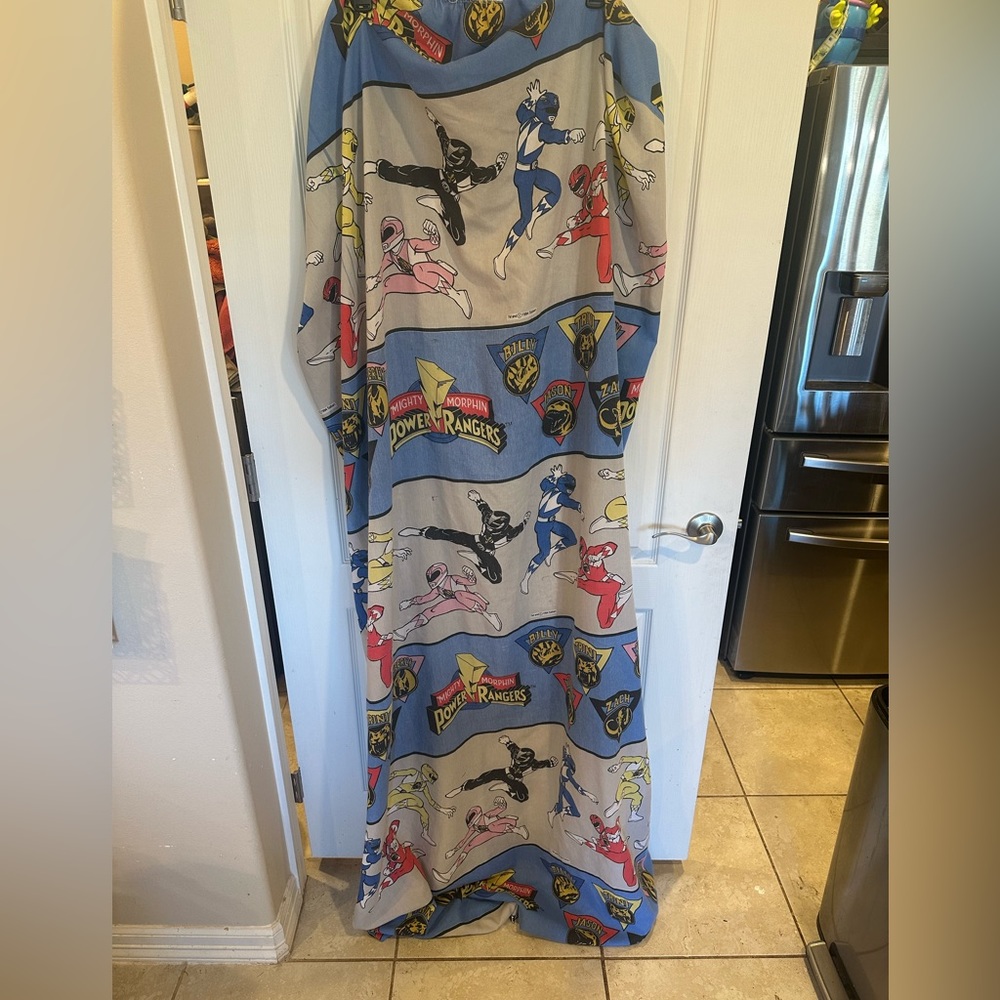 Power Rangers vintage 1994 Twin Fitted Sheet Only. Few small spots see pics